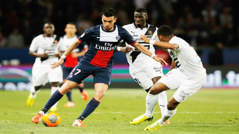 Những ca chấn thương liên tục đang hủy hoại sự nghiệp của Javier Pastore (trái). Ảnh: Getty Images