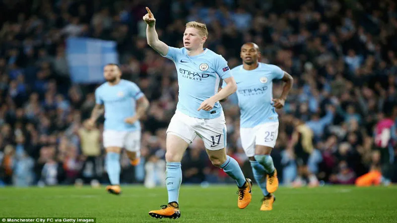 Kevin de Bruyne mừng pha lập công khai thông bế tắc. Ảnh: Getty Images