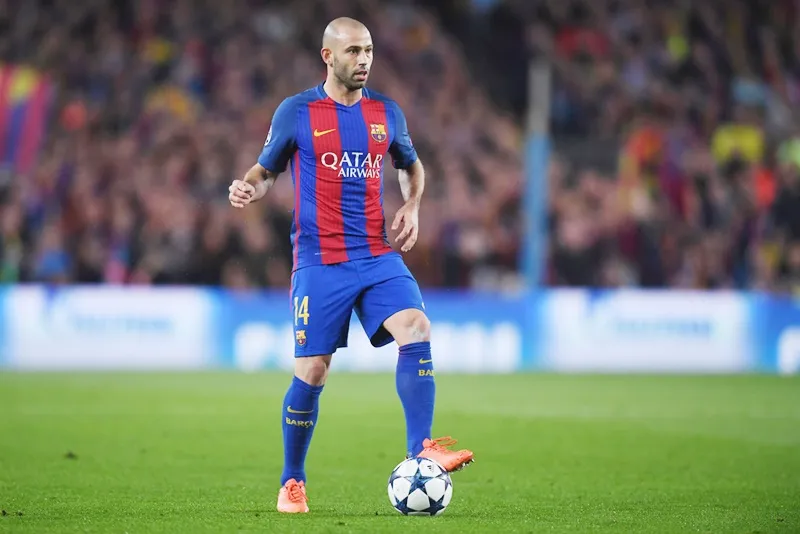 Mascherano mơ hồ về tương lai tại Barca. Ảnh: Getty Images