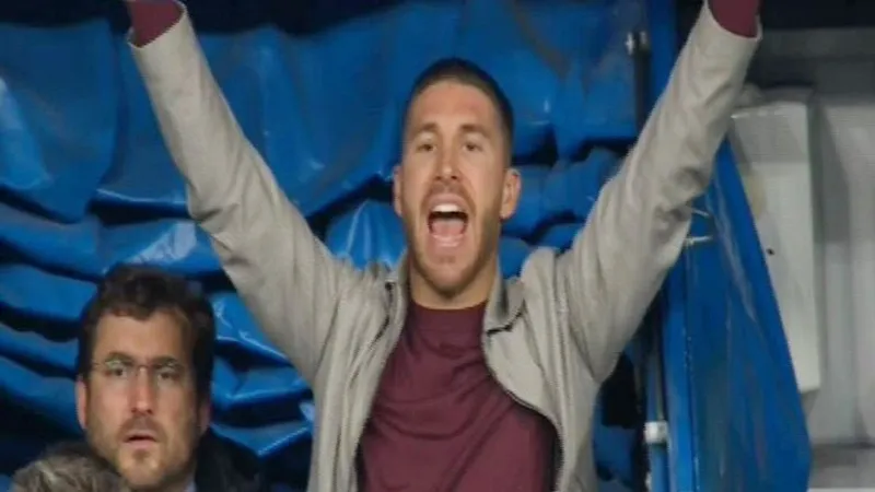 Buffon chỉ trích thậm tệ trọng tài Michael Oliver ảnh 1