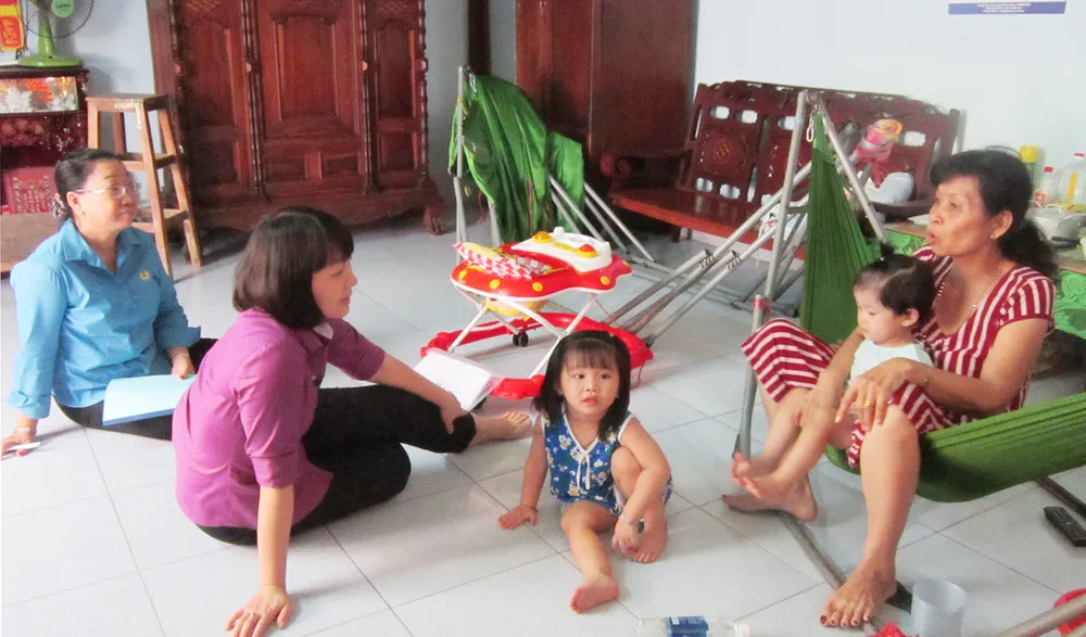 Bất an hộ giữ trẻ gia đình ảnh 1