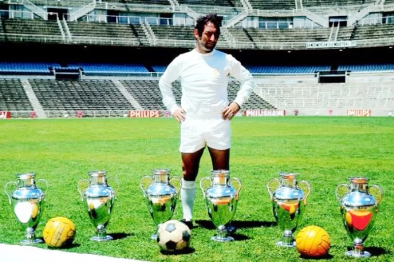 Huyền thoại Gento từng giành 6 cúp C1 cùng Real.