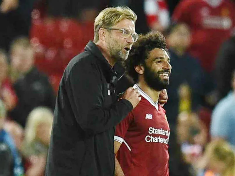HLV Jurgen Klopp và Mohamed Salah thật sự tồn tại một mối quan hệ rất tốt. Ảnh: Getty Images 