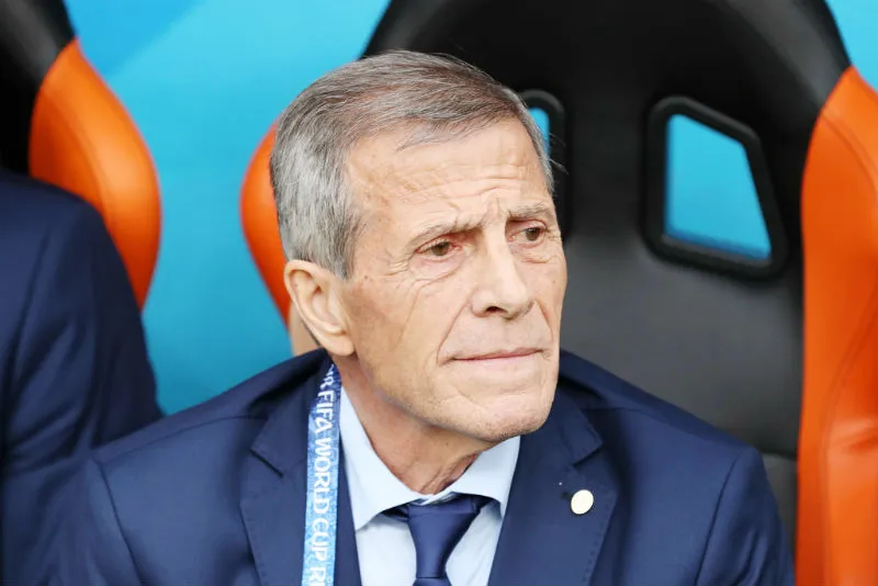 Cavani vẫn có thể ra sân đối đầu Pháp ảnh 1