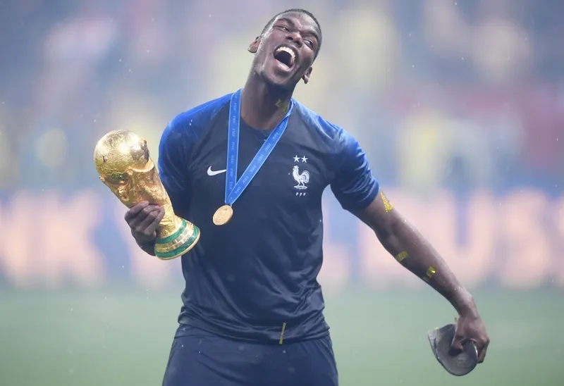 Pogba châm chọc tuyển Anh sau chức vô địch. Ảnh: Getty Images