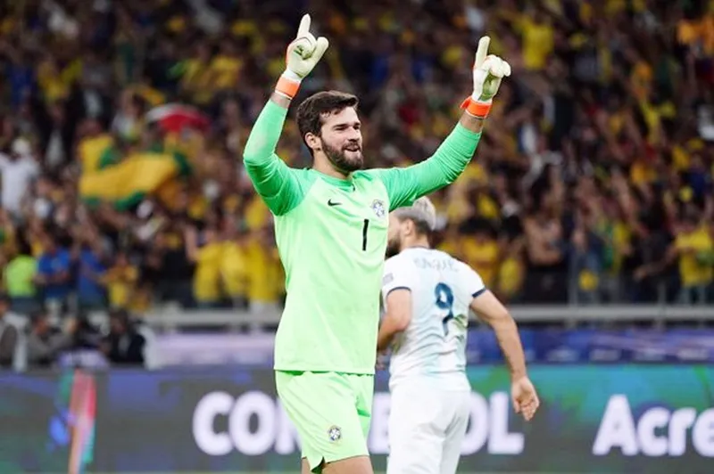 Liverpool mừng rơn khi Salah bị loại sớm ảnh 1