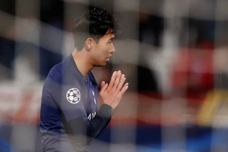 Son nói gì khi bất ngờ ra sân và ghi cú đúp? ảnh 1