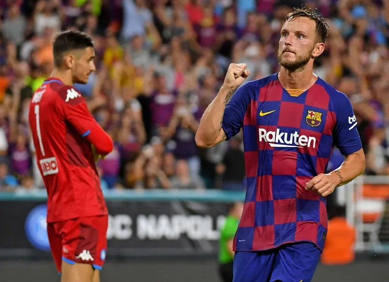 Ivan Rakitic đánh mất vị trí quá nhanh ở Barca. Ảnh: Getty Images