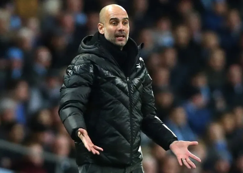 HLV Pep Guardiola đang đối mặt những vấn đề không thể kiểm soát. Ảnh: Getty Images