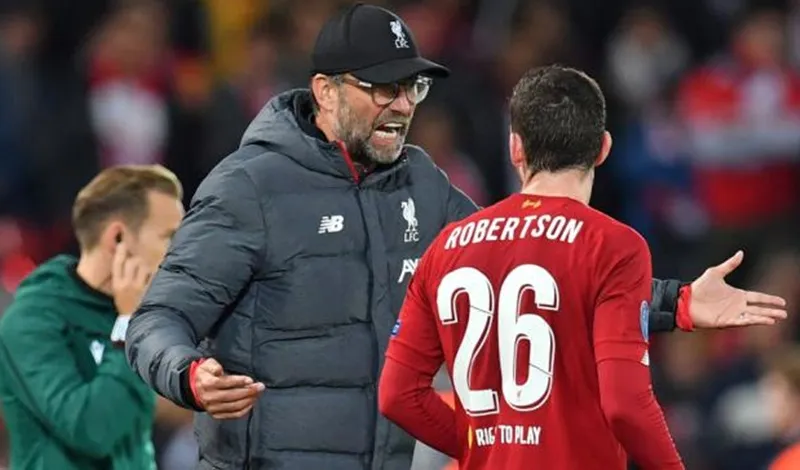 HLV Jurgen Klopp nổi nóng ở lượt đi, lần này các hậu vệ Liverpool phải làm tốt hơn. Ảnh: Getty Images
