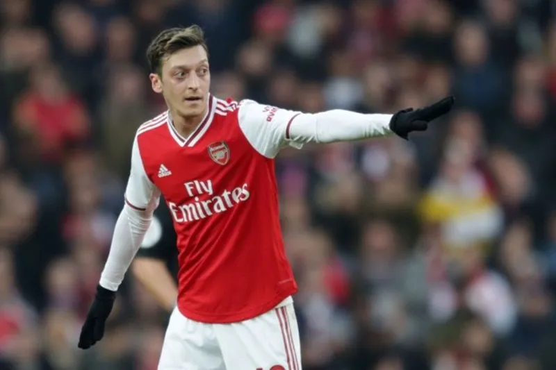 Mesut Oezil đã đánh mất hình ảnh của một trong những tiền vệ tài hoa bật nhất thế giới. Ảnh: Getty Images