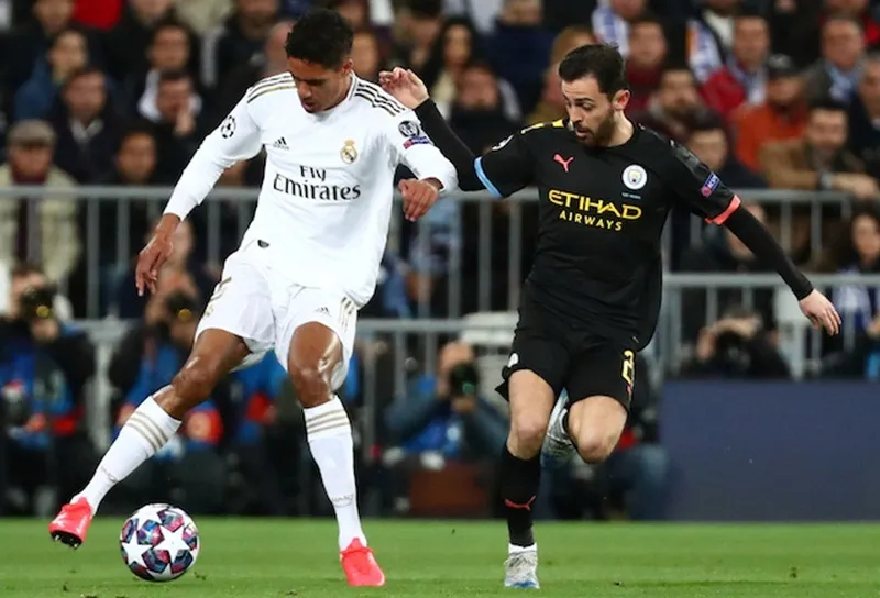 Bóng đá châu Âu có thể phải đợi đến giữa tháng 5 mới chính thức được nối lại. Ảnh: Getty Images 