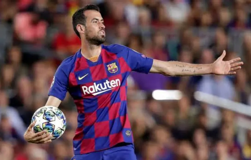 Tiền vệ Sergio Busquets tin rằng mùa giải khó có thể được nối lại. Ảnh: Getty Images 