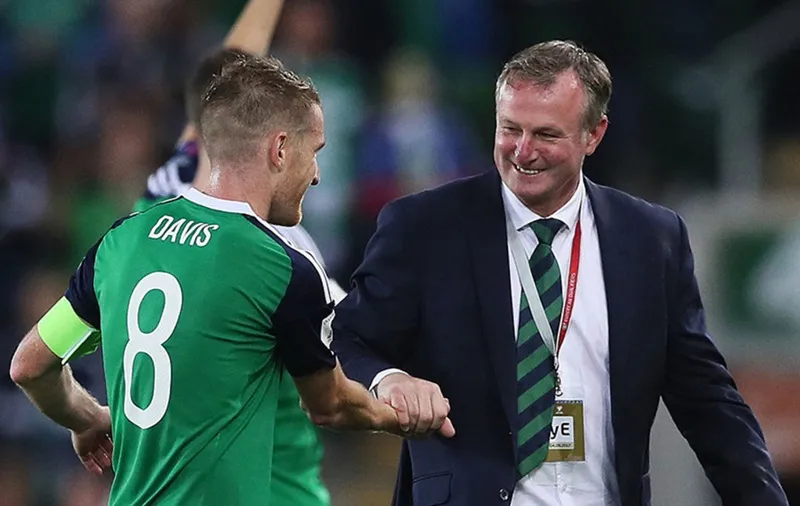 HLV Michael O'Neill làm nên một trong những giai đoạn thành công nhất lịch sử tuyển Bắc Ailen. Ảnh: Getty Images 