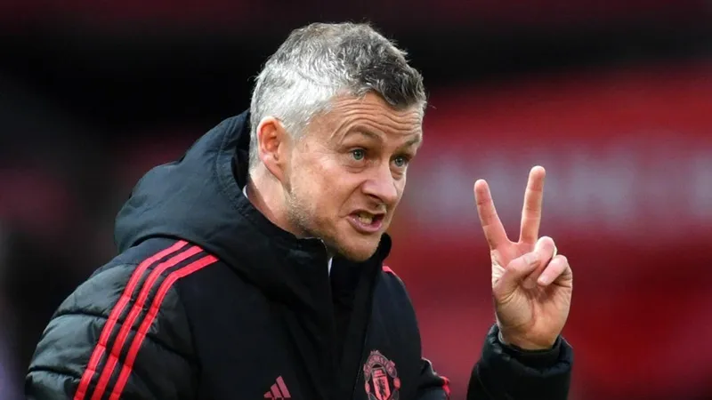 Solskjaer bất ngờ “nắn gân” các tiền đạo con cưng ảnh 1