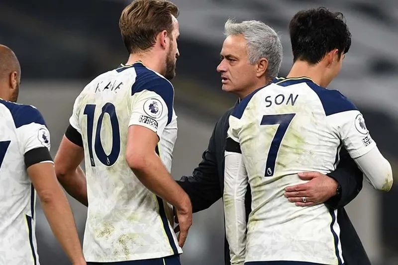Tình hình tài chính của Tottenham trái ngược với thành tích trên sân. Ảnh: Getty Images 