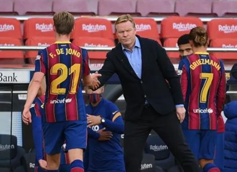 HLV Ronald Koeman sẵn sàng đánh bại đội bóng cũ Valencia. 
