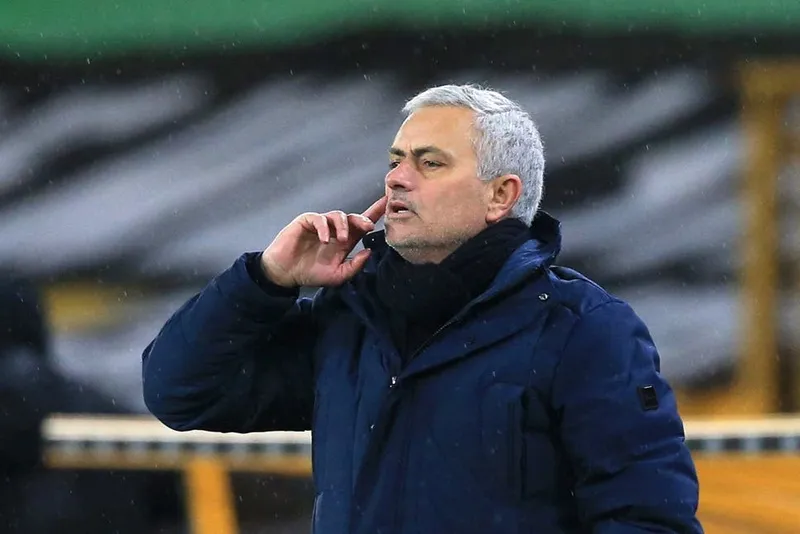 Tottenham lại mất điểm phút cuối, Mourinho vẫn bảo vệ cách chơi “tử thủ“ ảnh 1