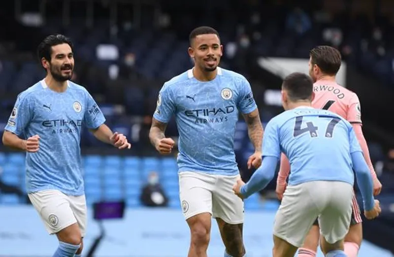 Gabriel Jesus giúp Man.City tiếp tục bứt đi mạnh mẽ. Ảnh: Getty Images