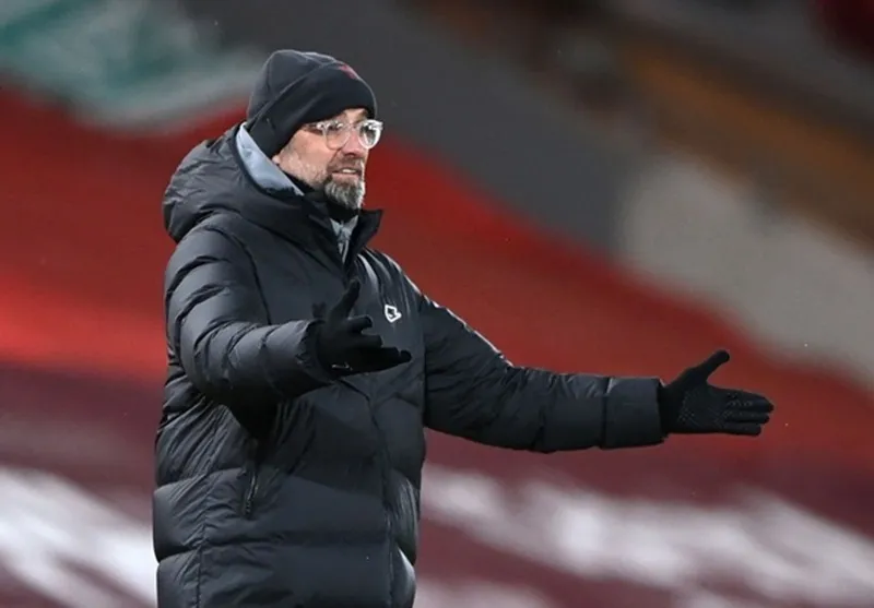HLV Jurgen Klopp đơn giản là bất lực trước sức mạnh của Man.City. Ảnh: Getty Images