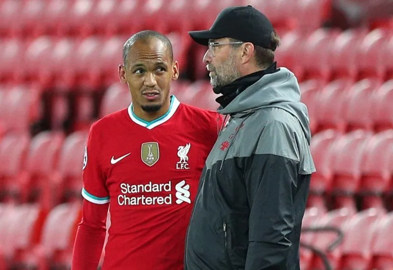 HLV Jurgen Klopp thêm đau đầu vì chấn thương của Fabinho. Ảnh: Getty Images