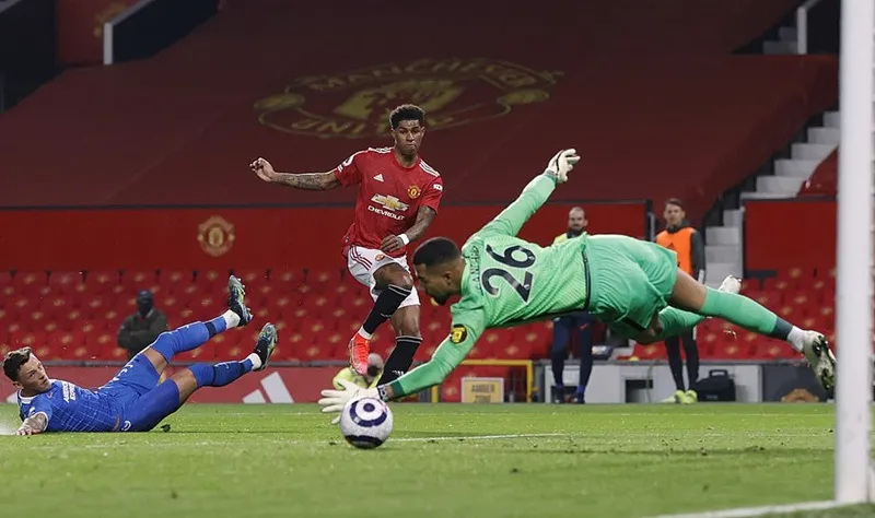 Greenwood giải cứu Quỷ đỏ ảnh 1