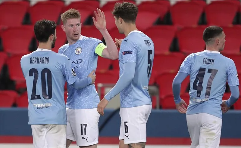 Pep nói gì để tạo nên hiệp 2 bùng nổ của Man.City? ảnh 1