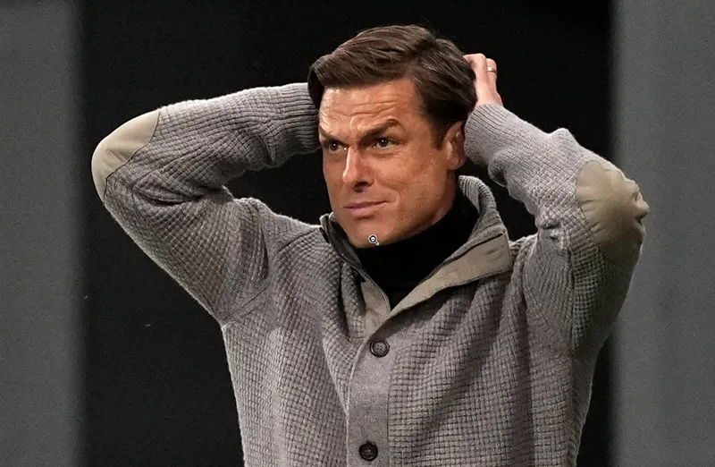 Fulham nhận vé cuối xuống hạng ảnh 1