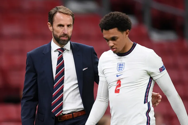 HLV Southgate giờ cuối chọn Trent Alexander-Arnold vì có kinh nghiệm và sự cơ động. Ảnh: Getty Images