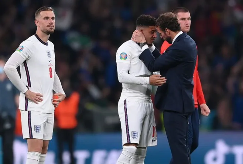 HLV Southgate nhận lỗi cho thất bại ảnh 1