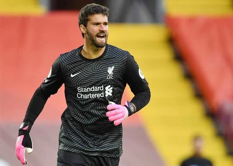 Liverpool đánh giá rất cao về tài năng và màn trình diễn ổn định của Alisson. Ảnh: Getty Images
