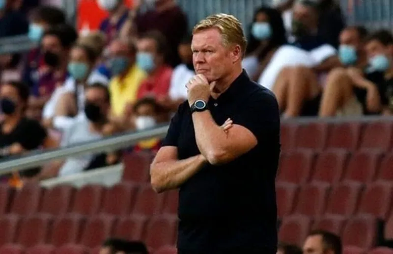 HLV Ronald Koeman đau đầu giải quyết sự mất cân bằng ở Barca.