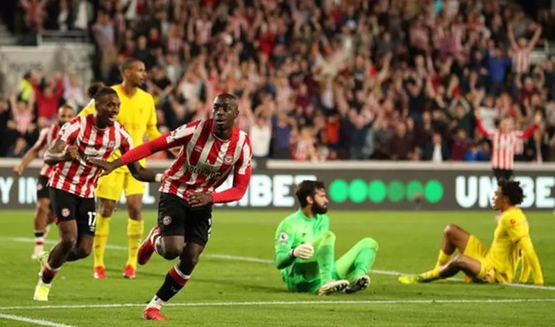 Liverpool chỉ hòa trên sân tân binh ảnh 1