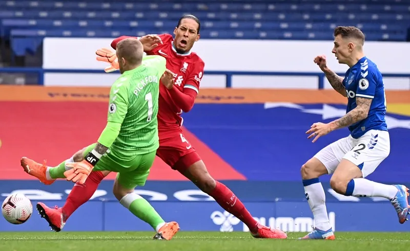 Klopp khích lệ Van Dijk trước khi chuyển trở lại “vùng đất tai họa” ảnh 1