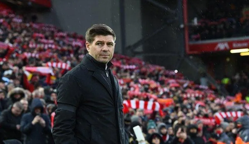 Salah trên đường chinh phục kỷ lục ảnh 1