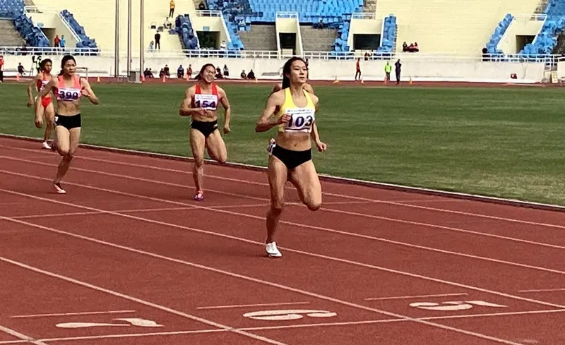 Kết thúc giải điền kinh vô địch quốc gia 2021: Lê Tú Chinh mang HCV thứ 7 về cho TPHCM ảnh 1