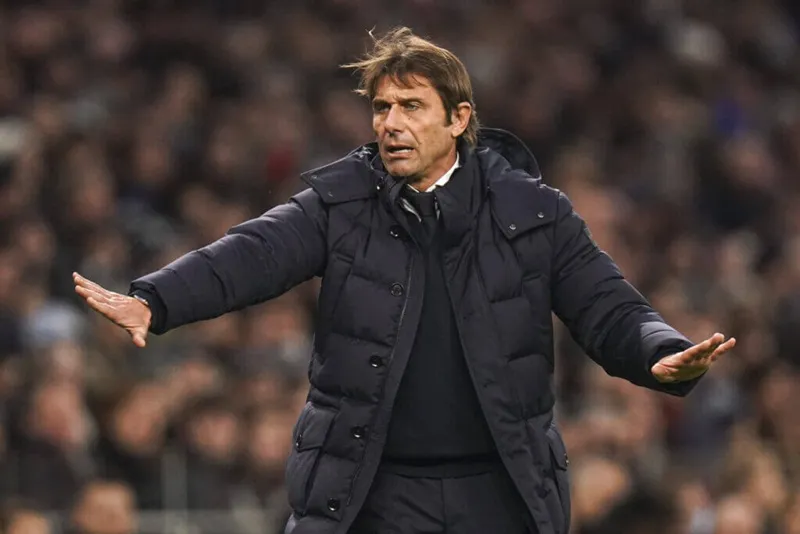 Tottenham tức giận khi Arsenal yêu cầu hoãn derby Bắc London ảnh 1