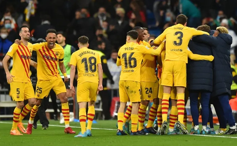 El Clasico: Ác mộng Barcelona, món quà cho Real Madrid ảnh 1