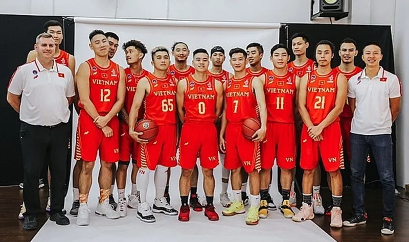 Bóng rổ nam Việt Nam đã có kỳ thi đấu tốt năm 2019 tại Philippines. Ảnh: VBA