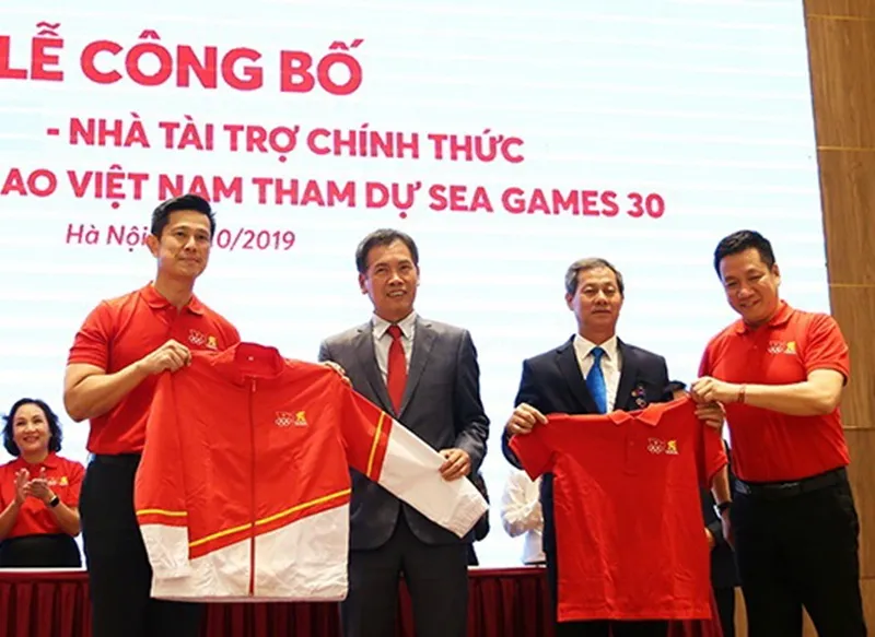 VĐV cũng hồi hộp chờ thông tin về mức thưởng “nóng” của Đoàn thể thao Việt Nam như trước đây. Ảnh: HOÀNG NGUYỄN