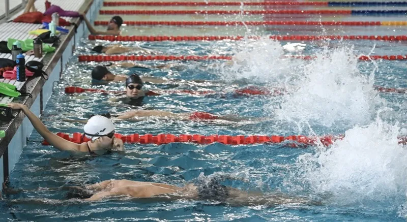 Đội tuyển bơi Việt Nam sẽ tập trung đầy đủ 31 tuyển thủ vào ngày 5-5. Ảnh: MẠNH QUÂN