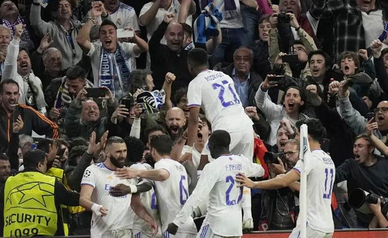 Real Madrid thêm một lần tạo nên màn ngược dòng kỳ vĩ ở Santiago Bernabeu.