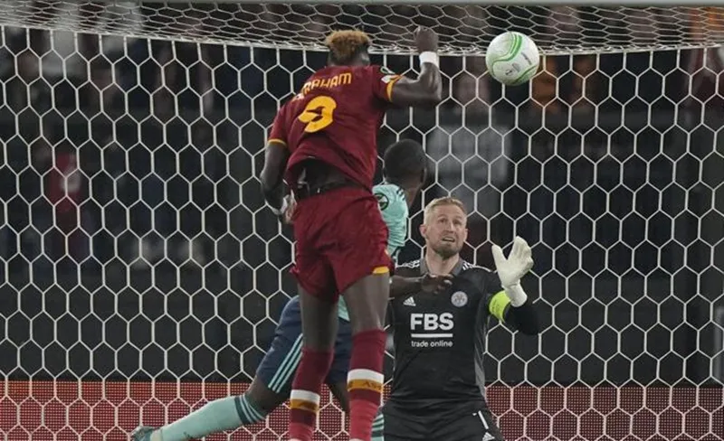 Ngày thất bại của đại diện Premier League ảnh 1