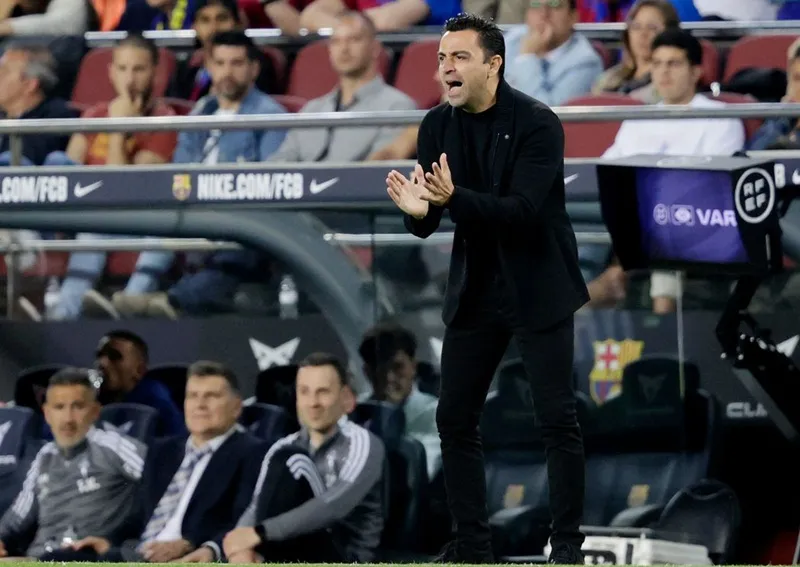 Hàng tiền đạo tỏa sáng giúp Barca tiến gần ngôi á quân ảnh 1