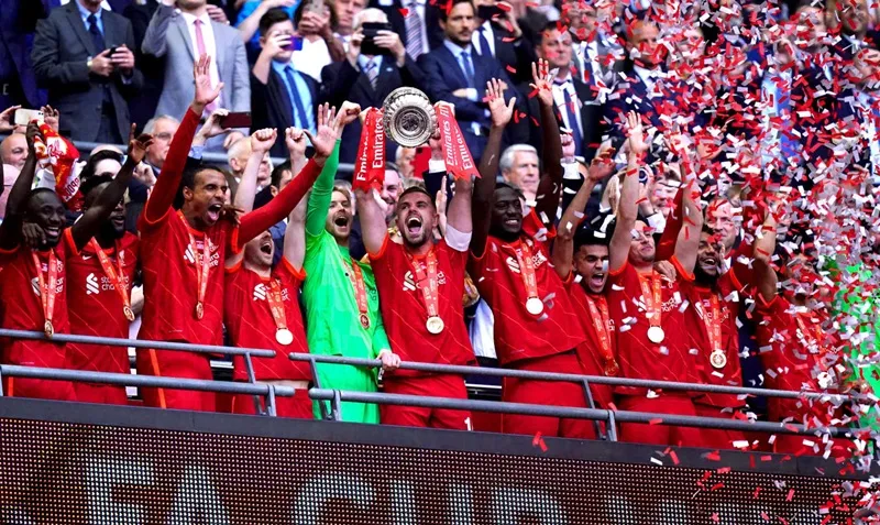 Liverpool có danh hiệu FA Cup thứ 8 và đầu tiên sau 16 năm chờ đợi. Ảnh: Getty Images