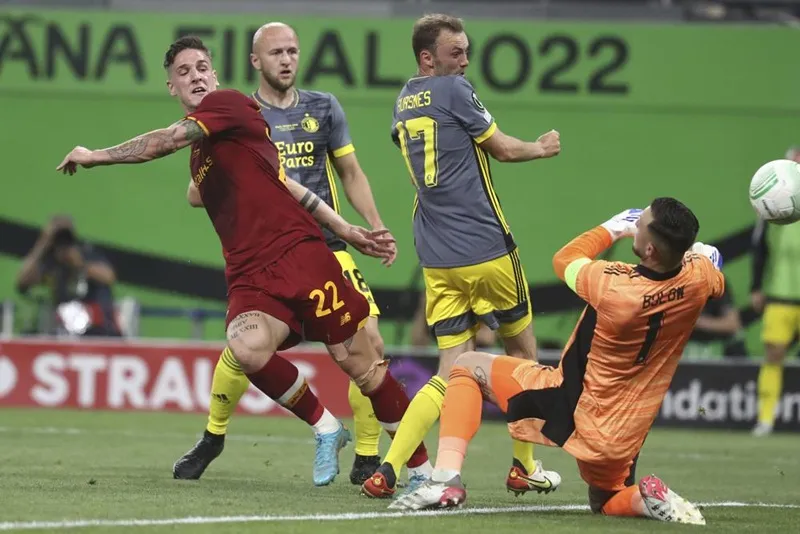 Roma trở thành nhà vô địch Europa Conference League đầu tiên ảnh 1