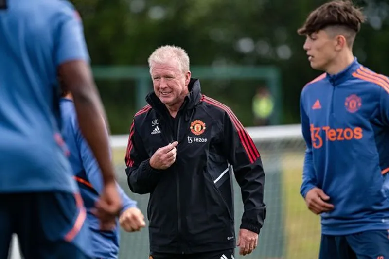 Man.United và ngày trở lại nhiều tiếng cười ảnh 2