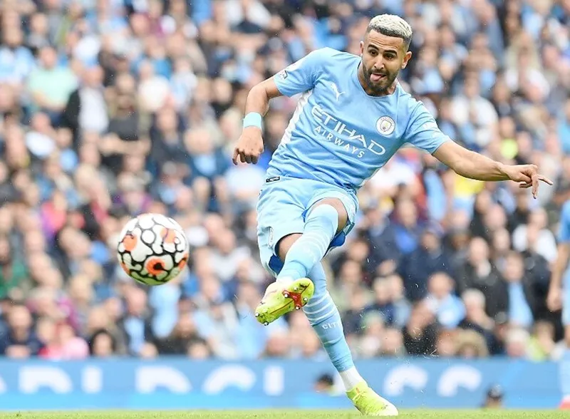 Khả năng sút phạt tốt của Riyad Mahrez là “vốn quý” của Man.City. Ảnh: Getty Images
