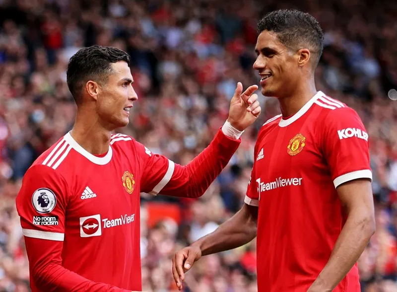 Hơn ai hết, Raphael Varane là người hiểu Cristiano Ronaldo nhất.