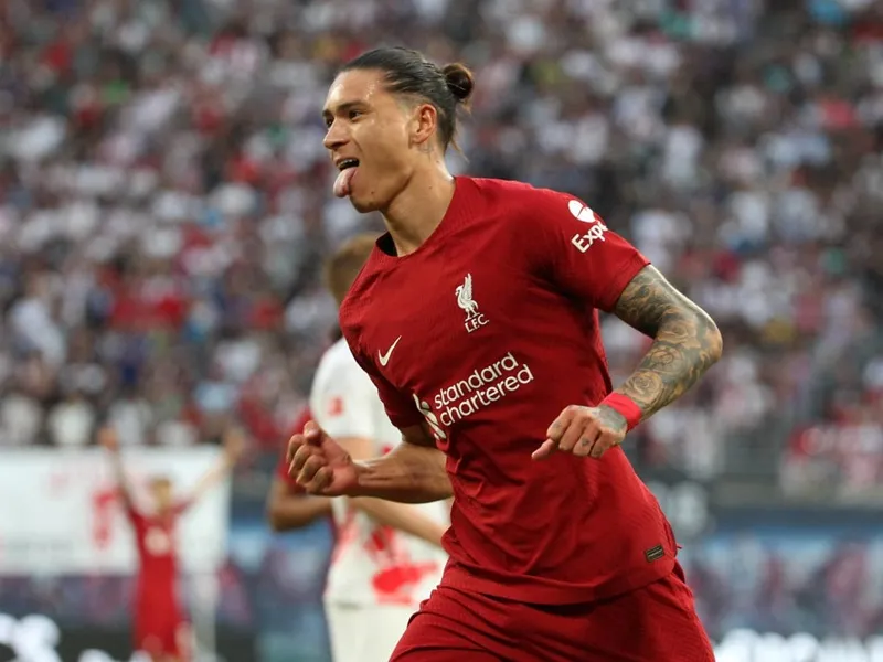 Điểm danh năm bản hợp đồng mới đáng xem nhất ảnh 1